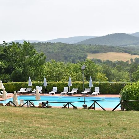 Relax Nella Jacuzzi In Toscana Colle Val D'Elsa Luaran gambar