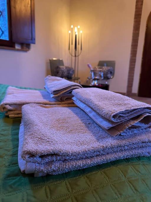 Relax Nella Jacuzzi In Toscana Colle Val D'Elsa Luaran gambar